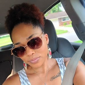 Meet your Posher, Marcie